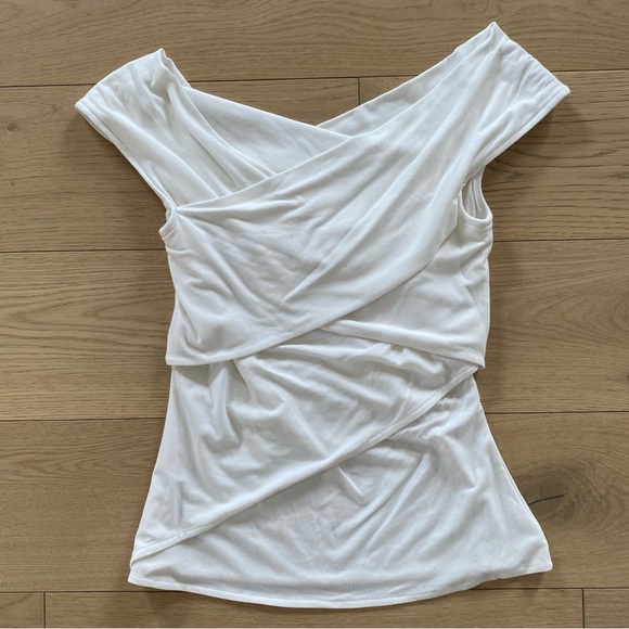 Theory Wrapped Top SS Ribbed Viscose in White - Picture 1 of 7